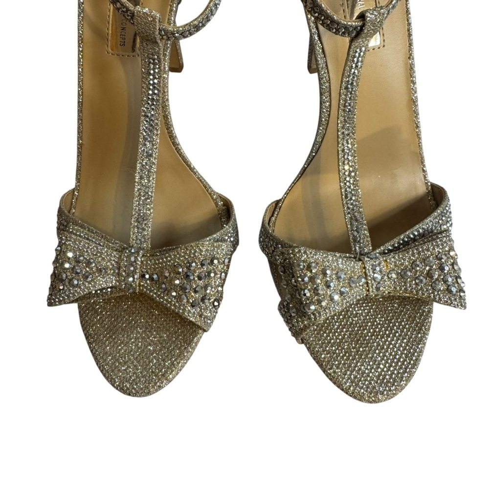 INC International Concepts Women’s Silver Rhinestone T Strap Heels Size 8.5M - Picture 2 of 7
